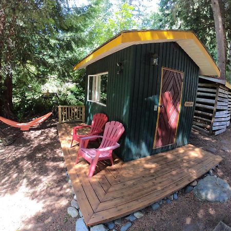 Up The Creek Backpacker'S Lodge Roberts Creek Buitenkant foto
